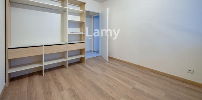 Image 7 sur 8 - Appartement  ·  Vente · Annecy (74940) · 3 pièces · 66m²