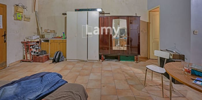 Loft/atelier/surface  ·  Vente · Nimes (30000) · 1 pièce · 34m²