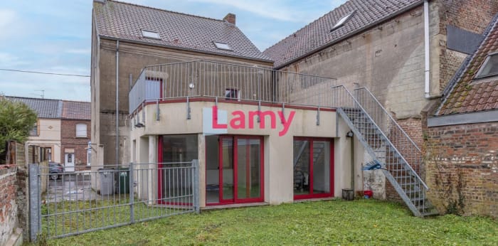 Image 1 sur 13 - Immeuble  ·  Vente · Famars (59300) · 170m²