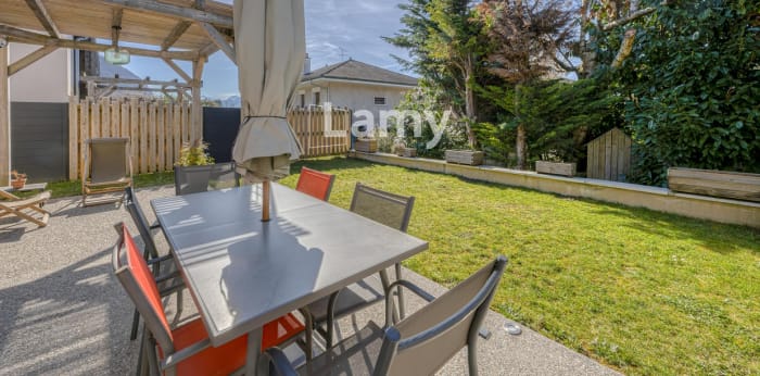 Image 4 sur 16 - Maison/villa  ·  Vente · Annecy (74940) · 5 pièces · 116m²