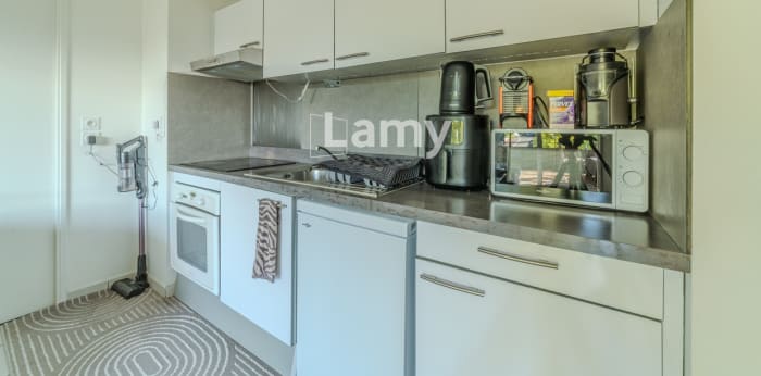 Image 9 sur 12 - Appartement  ·  Vente · Venissieux (69200) · 3 pièces · 59m²