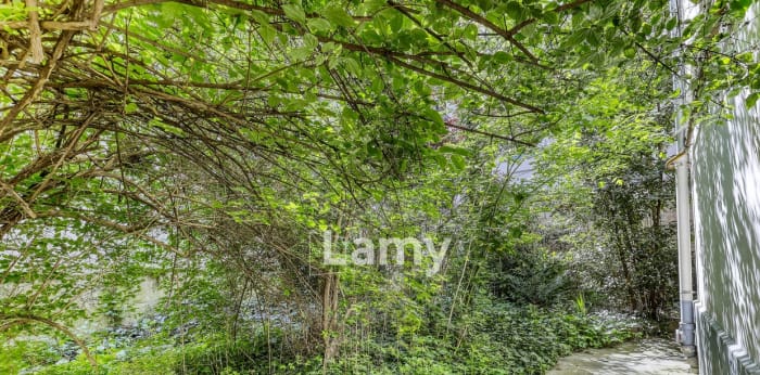 Image 11 sur 12 - Appartement  ·  Vente · Paris (75018) · 1 pièce · 12m²