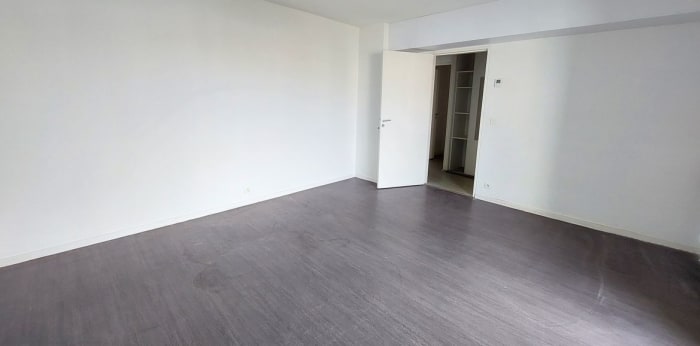 Image 2 sur 5 - Appartement  ·  Vente · Perigueux (24000) · 2 pièces · 47m²