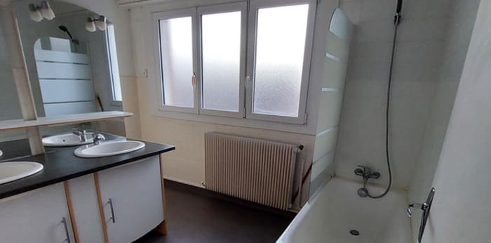 Image 9 sur 10 - Maison/villa  ·  Vente · Valenciennes (59300) · 5 pièces · 121m²