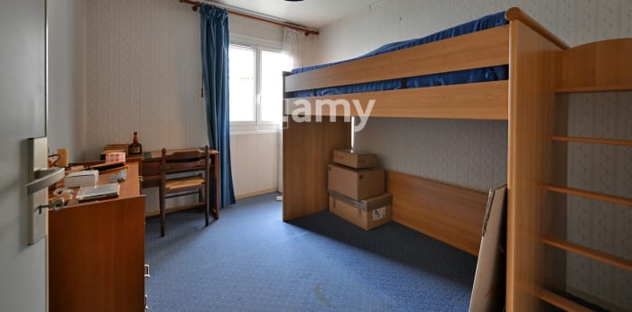 Image 12 sur 14 - Appartement  ·  Vente · Nimes (30000) · 5 pièces · 97m²