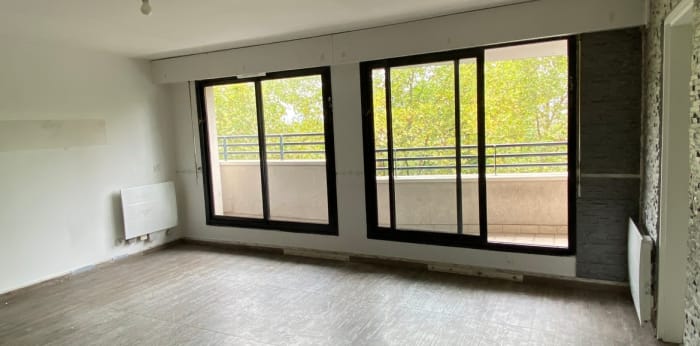 Image 3 sur 9 - Appartement  ·  Vente · Paris (75019) · 4 pièces · 89m²