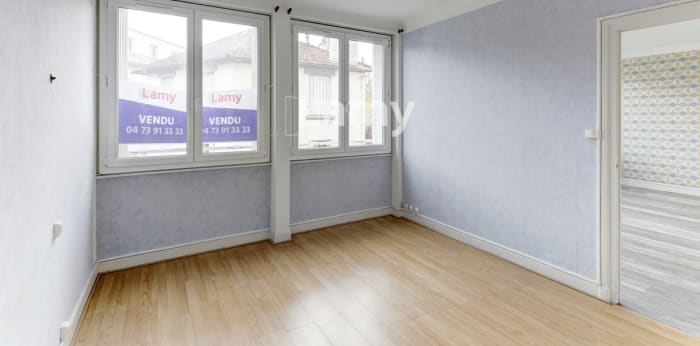 Image 7 sur 9 - Appartement  ·  Vente · Chamalieres (63400) · 2 pièces · 57m²