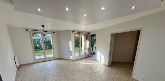 Image 2 sur 19 - Maison/villa  ·  Vente · Deuil La Barre (95170) · 5 pièces · 110m²