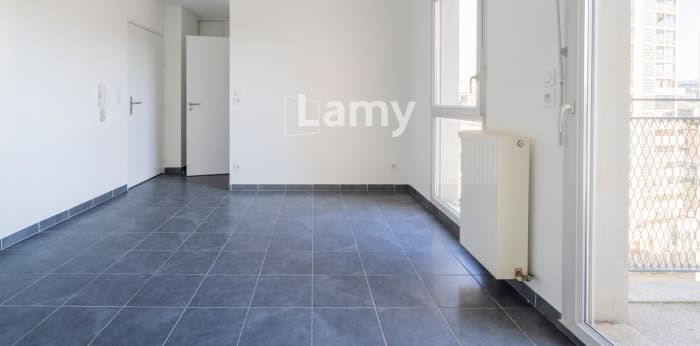 Image 3 sur 5 - Appartement  ·  Vente · Marseille 03 (13003) · 1 pièce · 22m²