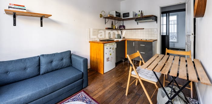 Image 2 sur 11 - Appartement  ·  Vente · Paris (75018) · 2 pièces · 27m²