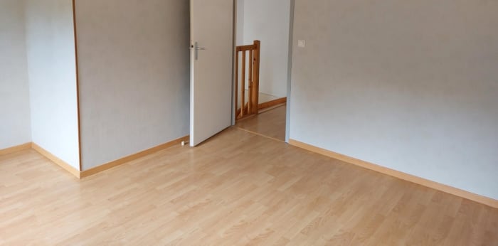 Image 2 sur 6 - Maison/villa  ·  Vente · Herimoncourt (25310) · 3 pièces · 71m²