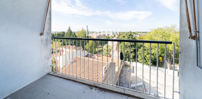 Image 6 sur 6 - Appartement  ·  Vente · Salon De Provence (13300) · 2 pièces · 60m²