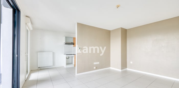 Image 4 sur 15 - Appartement  ·  Vente · Bruges (33520) · 4 pièces · 74m²