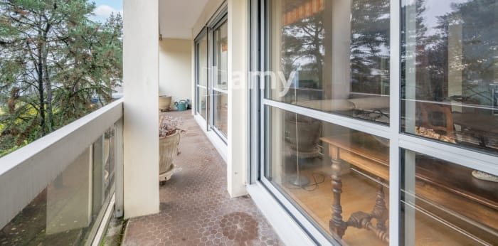 Image 3 sur 24 - Appartement  ·  Vente · Bordeaux (33200) · 6 pièces · 124m²