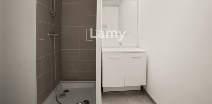 Image 12 sur 13 - Appartement  ·  Vente · Villeurbanne (69100) · 2 pièces · 43m²