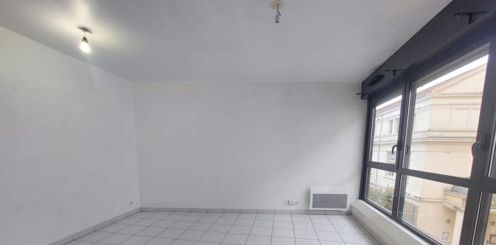 Image 12 sur 12 - Appartement  ·  Vente · Lyon (69007) · 1 pièce · 33m²