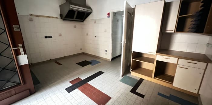 Image 4 sur 4 - Local  ·  Vente · Villefranche Sur Saone (69400) · 3 pièces · 62m²