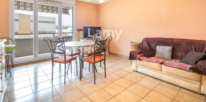 Image 2 sur 10 - Appartement  ·  Vente · Grenoble (38100) · 3 pièces · 65m²
