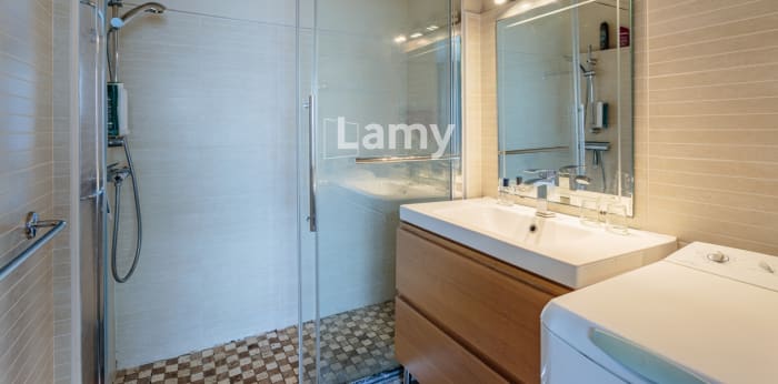 Image 5 sur 14 - Appartement  ·  Vente · Biarritz (64200) · 2 pièces · 49m²