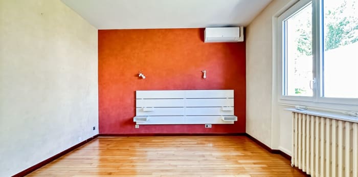 Image 8 sur 12 - Maison/villa  ·  Vente · Amilly (45200) · 7 pièces · 140m²