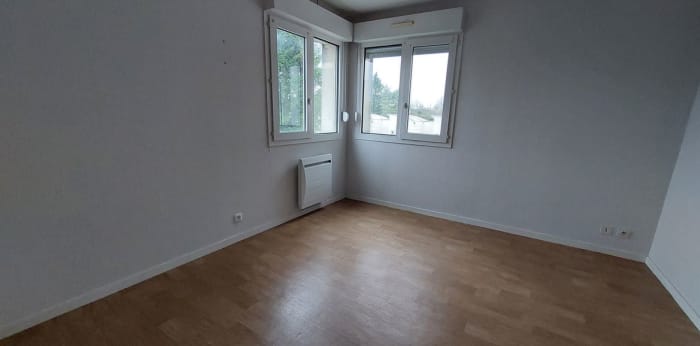 Image 4 sur 5 - Appartement  ·  Vente · Chateauroux (36000) · 2 pièces · 54m²
