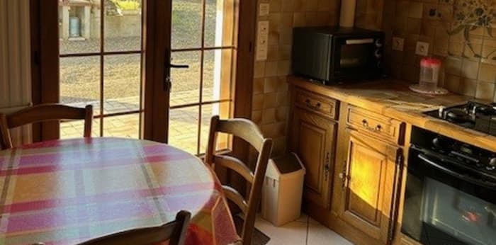 Image 3 sur 15 - Maison/villa  ·  Vente · Laroche St Cydroine (89400) · 9 pièces · 181m²