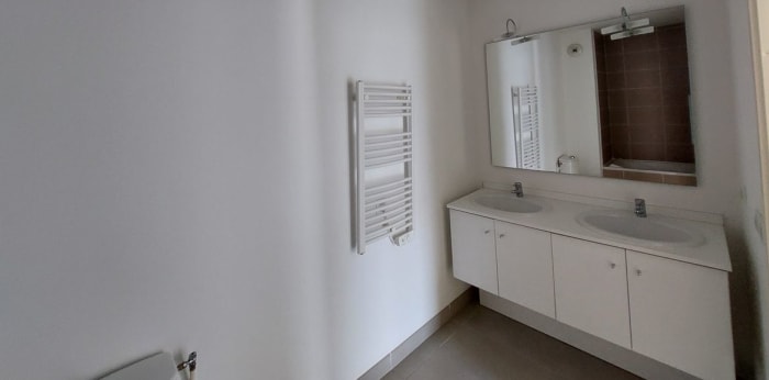 Image 11 sur 17 - Appartement  ·  Vente · Juvignac (34990) · 3 pièces · 57m²