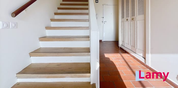 Image 8 sur 15 - Appartement  ·  Vente · Aix En Provence (13100) · 7 pièces · 190m²