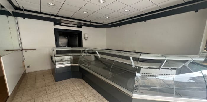 Image 2 sur 4 - Local  ·  Vente · Villefranche Sur Saone (69400) · 3 pièces · 62m²