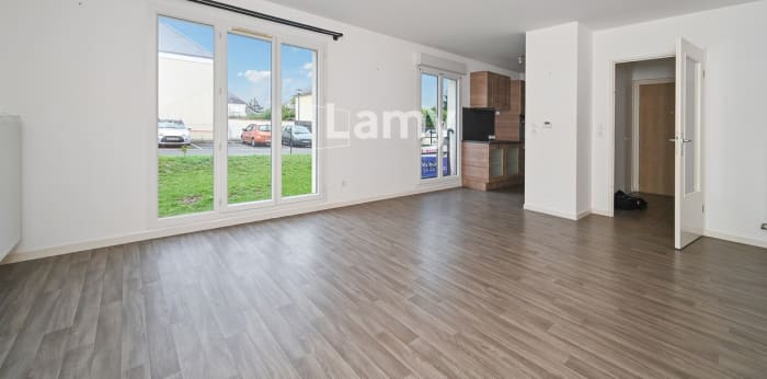 Image 2 sur 12 - Appartement  ·  Vente · St Pryve St Mesmin (45750) · 4 pièces · 82m²