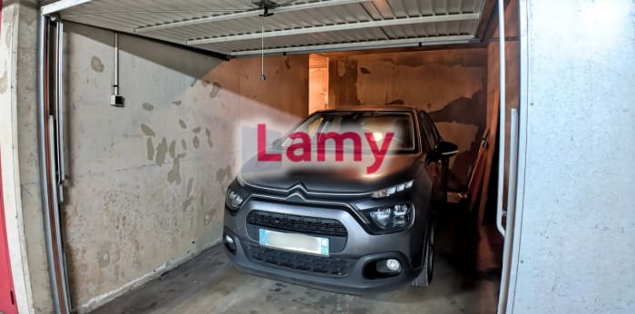 Image 7 sur 9 - Appartement  ·  Vente · Lille (59800) · 2 pièces · 49m²