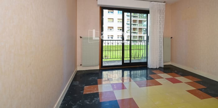 Image 9 sur 10 - Appartement  ·  Vente · Orleans (45000) · 4 pièces · 91m²