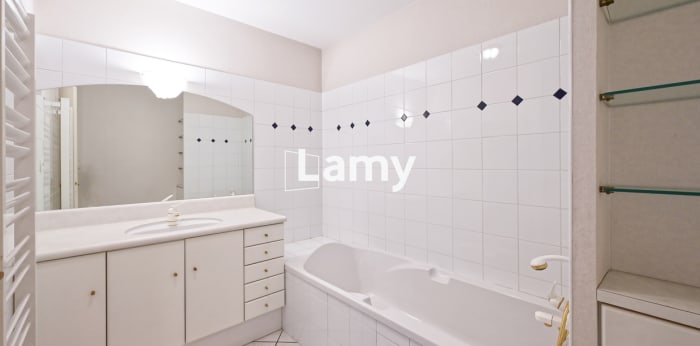 Image 12 sur 16 - Appartement  ·  Vente · Meylan (38240) · 4 pièces · 104m²