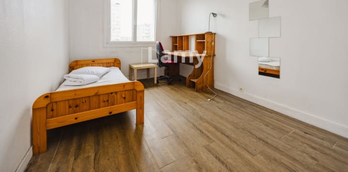 Image 5 sur 8 - Appartement  ·  Vente · Rennes (35000) · 4 pièces · 76m²