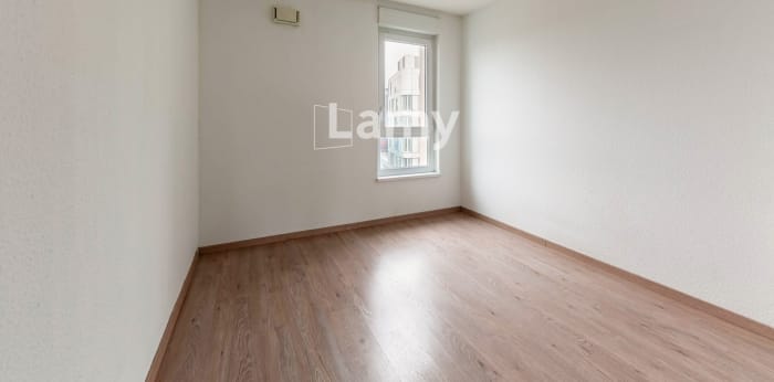 Image 5 sur 12 - Appartement  ·  Vente · Strasbourg (67100) · 4 pièces · 76m²