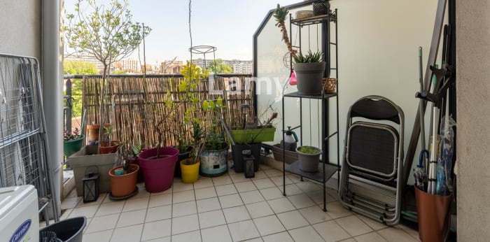 Image 4 sur 10 - Appartement  ·  Vente · Villeurbanne (69100) · 3 pièces · 73m²