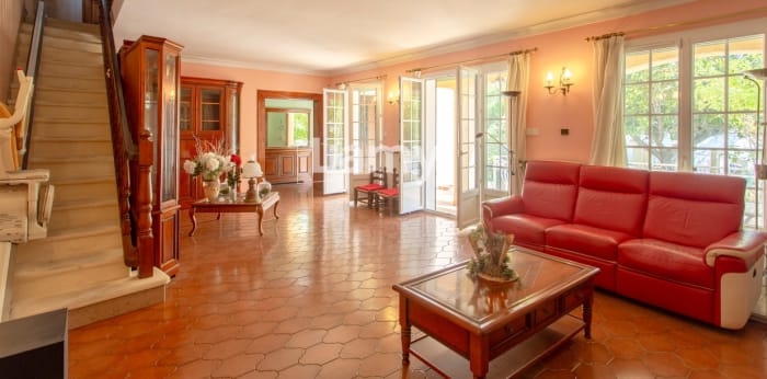 Image 4 sur 9 - Maison/villa  ·  Vente · Miramas (13140) · 6 pièces · 153m²