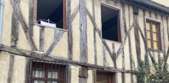 Image 1 sur 2 - Appartement  ·  Vente · Auxerre (89000) · 2 pièces · 35m²