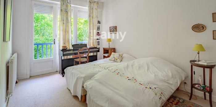 Image 9 sur 12 - Maison/villa  ·  Vente · Anglet (64600) · 5 pièces · 143m²