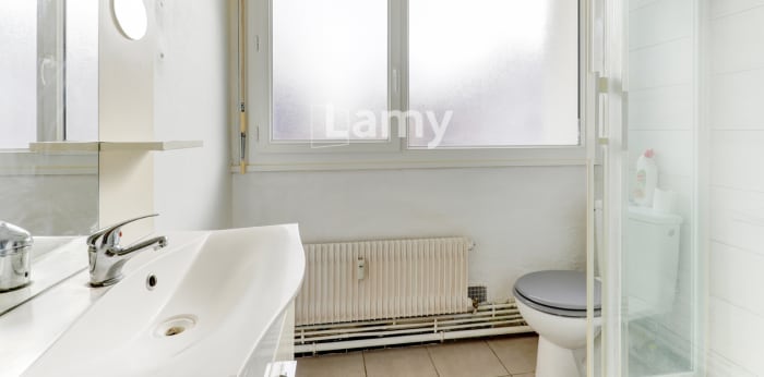 Image 4 sur 8 - Appartement  ·  Vente · Clermont Ferrand (63000) · 1 pièce · 28m²