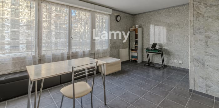 Image 6 sur 11 - Appartement  ·  Vente · Lyon (69008) · 1 pièce · 28m²