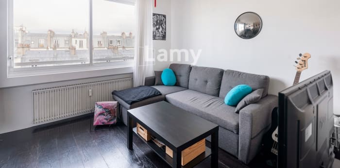 Image 3 sur 9 - Appartement  ·  Vente · Paris (75011) · 1 pièce · 32m²