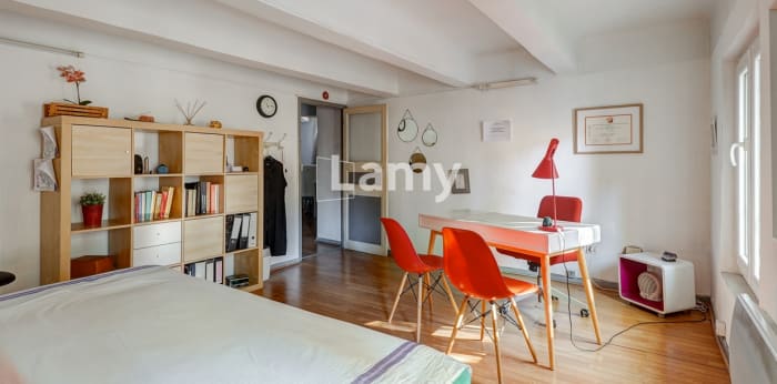 Image 9 sur 12 - Local  ·  Vente · Marseille (13006) · 2 pièces · 46m²