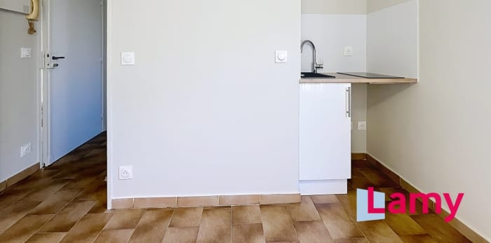 Image 6 sur 9 - Appartement  ·  Vente · Aix En Provence (13100) · 1 pièce · 17m²