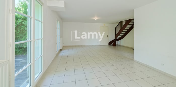 Image 4 sur 13 - Maison/villa  ·  Vente · Boissise La Bertrand (77350) · 5 pièces · 124m²
