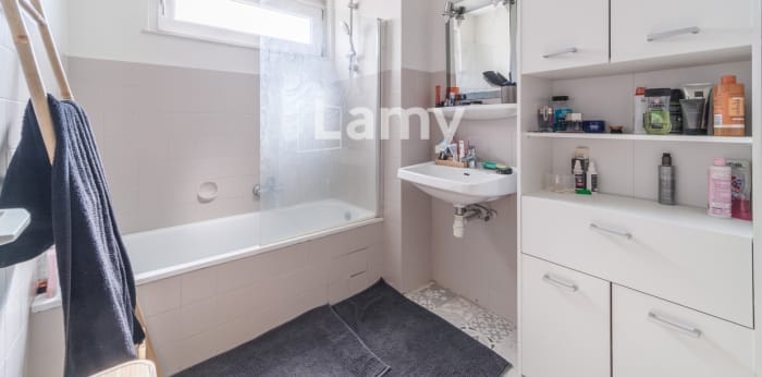 Image 9 sur 11 - Appartement  ·  Vente · Colmar (68000) · 4 pièces · 84m²