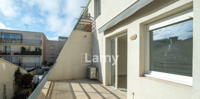 Image 2 sur 7 - Appartement  ·  Vente · Sete (34200) · 2 pièces · 45m²