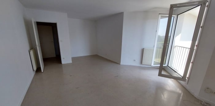 Image 3 sur 8 - Appartement  ·  Vente · Nanteuil Le Haudouin (60440) · 2 pièces · 53m²