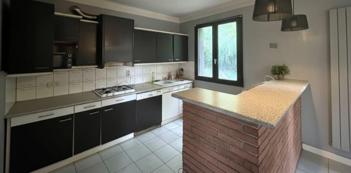 Image 5 sur 18 - Maison/villa  ·  Vente · Ramonville St Agne (31520) · 6 pièces · 166m²