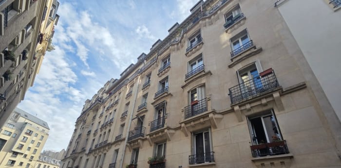 Image 9 sur 10 - Appartement  ·  Vente · Paris (75018) · 2 pièces · 38m²